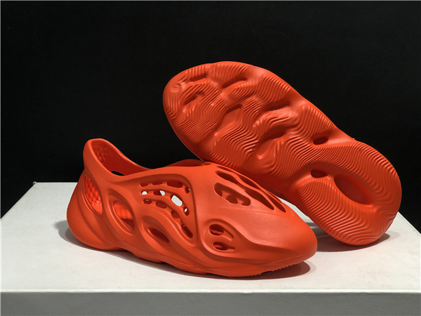 Men's Yeezy Foam Runner " Orange " Slide 009